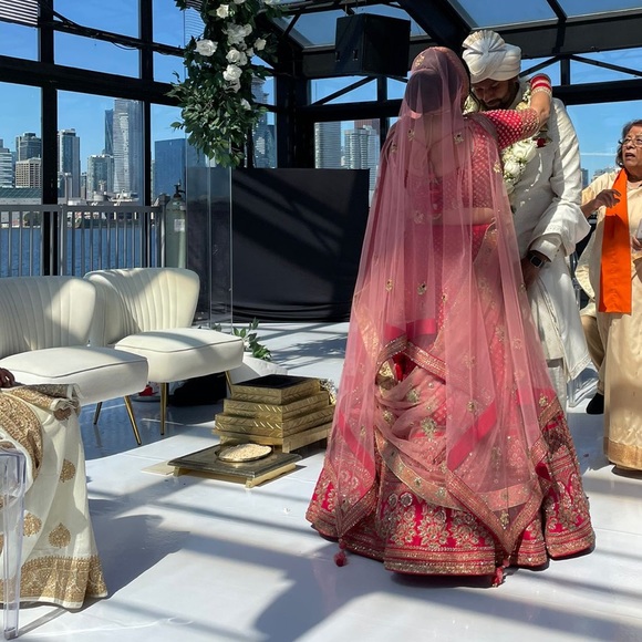 Bridal lengha - Picture 2 of 4